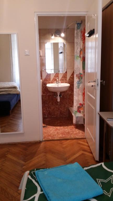 Valentina Guesthouse Будапеща Екстериор снимка