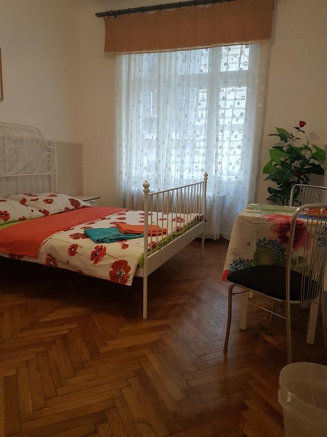 Valentina Guesthouse Будапеща Екстериор снимка